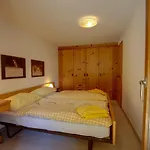Chesa Munteratsch 2-zimmerwohnung 105 Typ E * Silvaplana