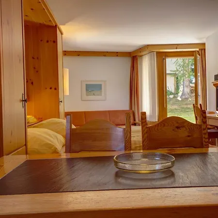 Chesa Munteratsch 2-zimmerwohnung 105 Typ E アパート シルヴァプラーナ